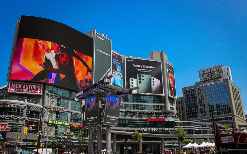 Shopping in Toronto, Canada