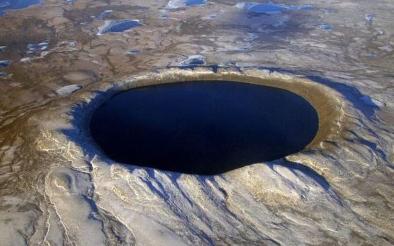 Pingualuit Crater Lake, Quebec