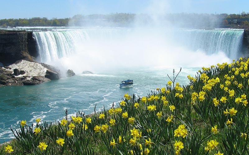 Niagara Falls in Spring